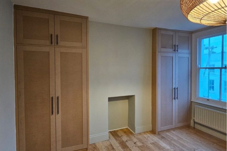 Alcove wardrobes made with MDF